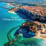 Lo Splendore Del Borgo *