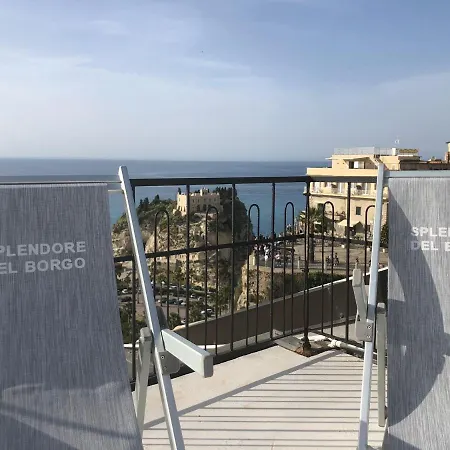 Lo Splendore Del Borgo *