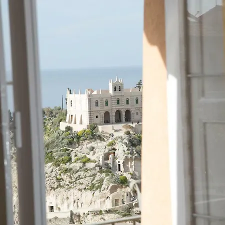 Lo Splendore Del Borgo