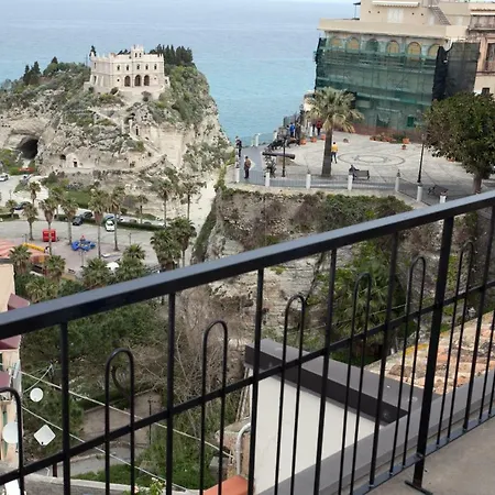 Lo Splendore Del Borgo Apartamento Tropea