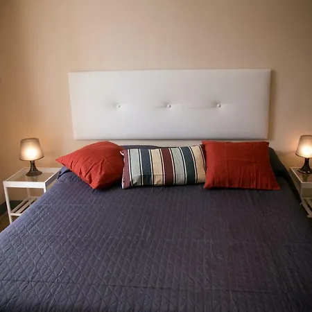 Lo Splendore Del Borgo * Тропея