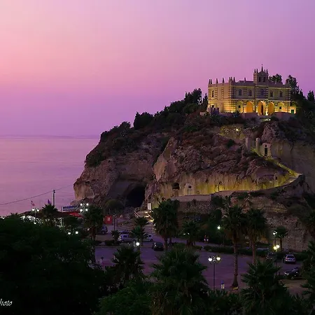 Апартаменты Lo Splendore Del Borgo