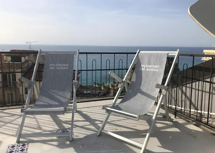 Lo Splendore Del Borgo